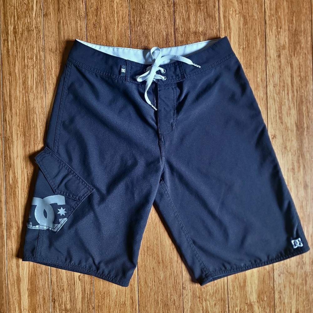 DC Black Board Shorts with Logo Pocket   Size 27 Embroidered